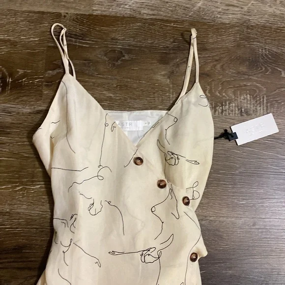 NWT ASTR “ballet sketch” Dress - Picture 4 of 7